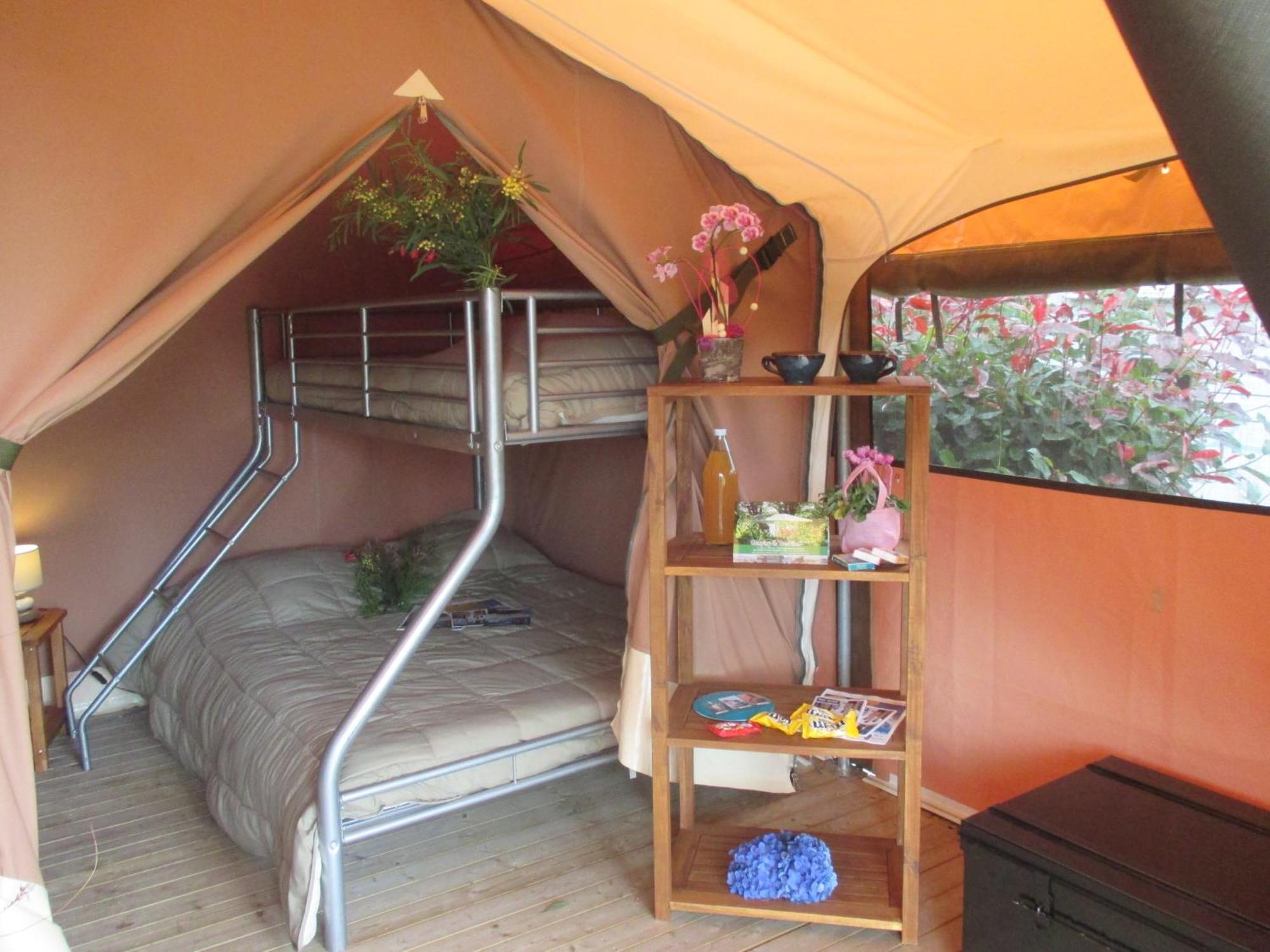 Camping De Trezulien 두아르느네 외부 사진