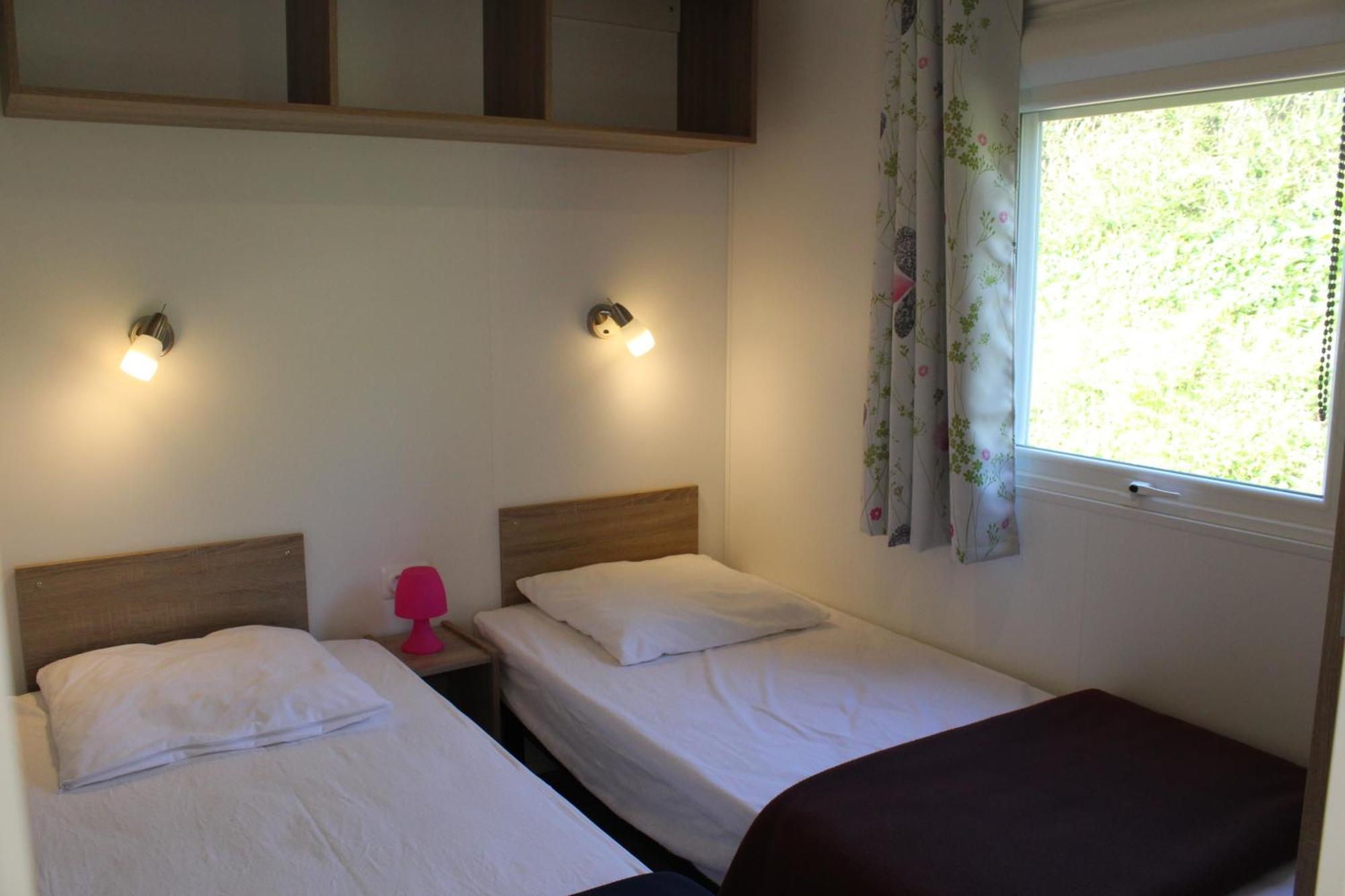 Camping De Trezulien 두아르느네 외부 사진