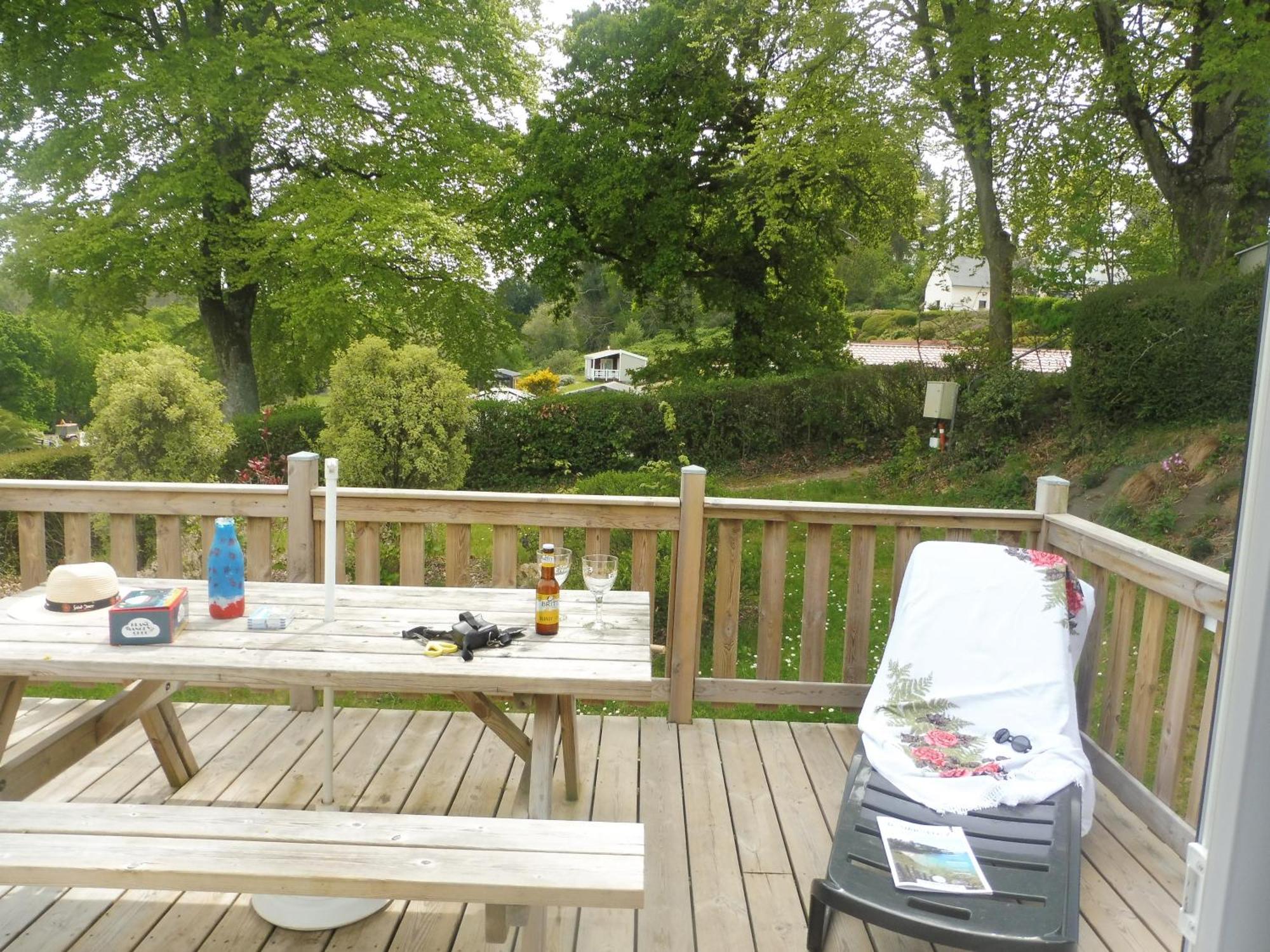 Camping De Trezulien 두아르느네 외부 사진