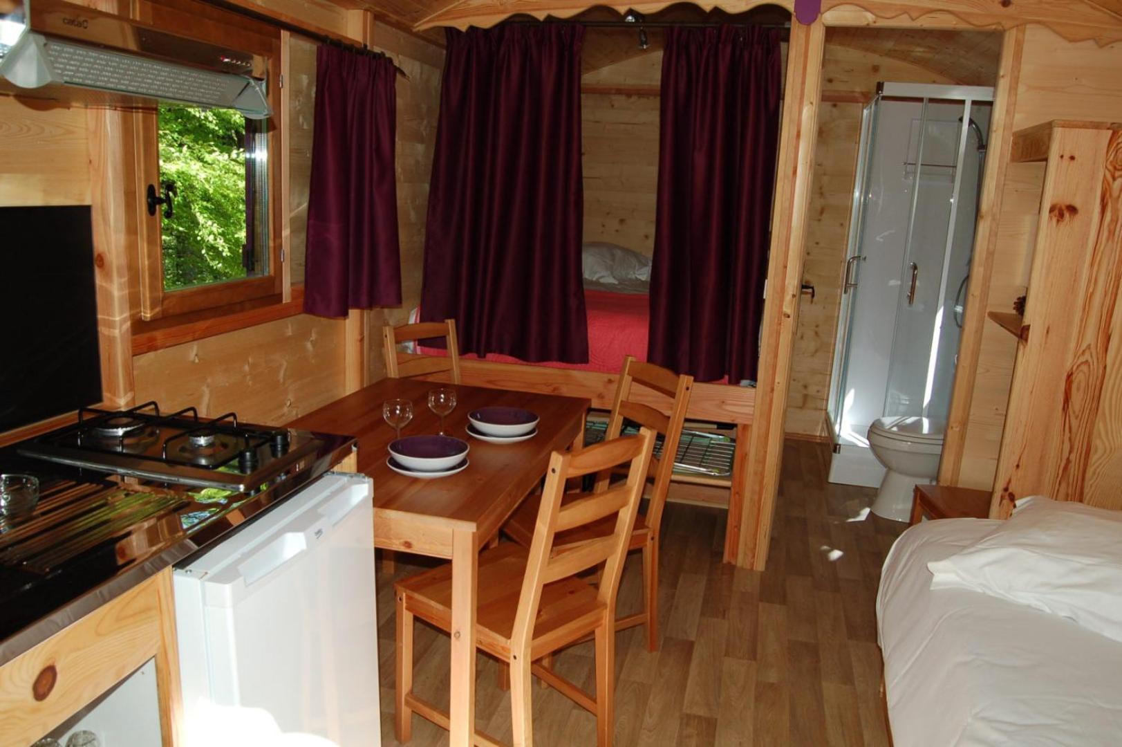 Camping De Trezulien 두아르느네 외부 사진